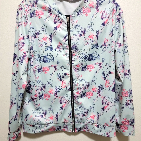 Bomber Jacket - Picture 1 of 2